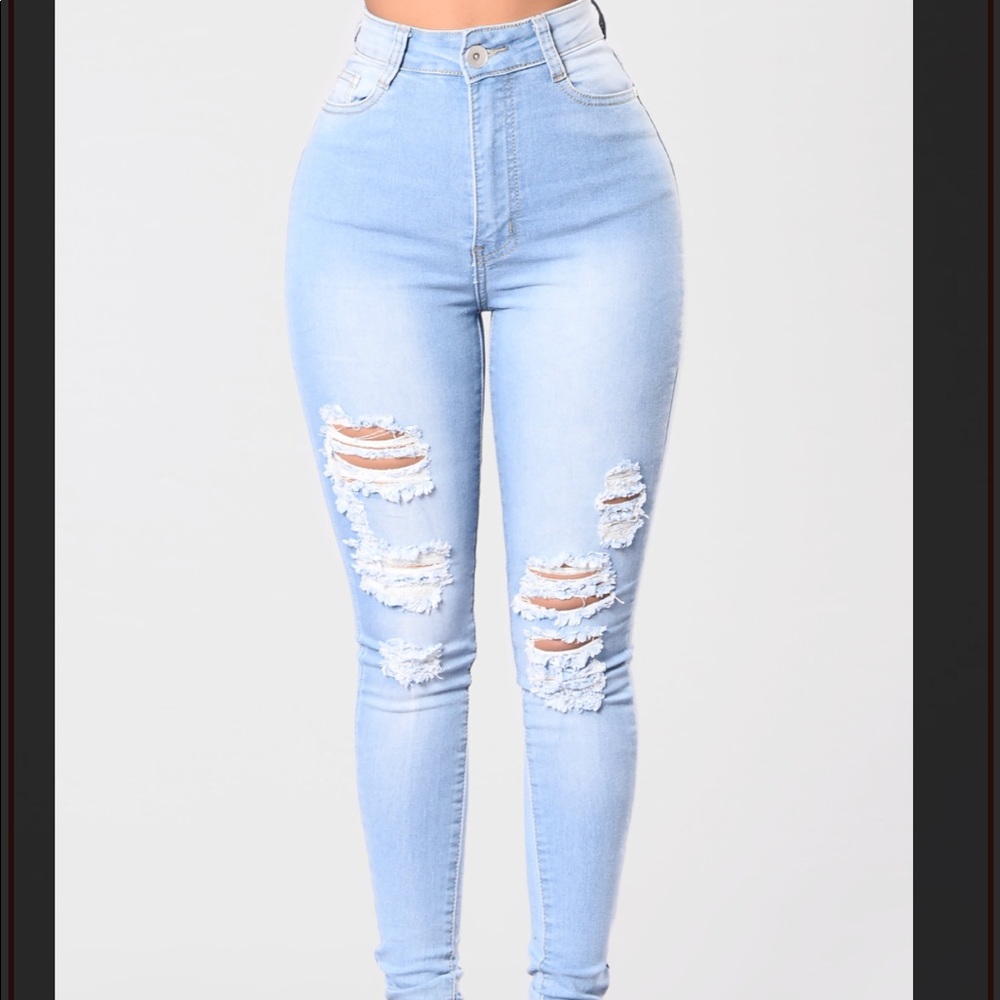 Fashion Nova high rise distressed skinny jeans